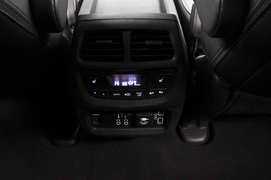 2022 Honda Pilot Touring 8 Passenger