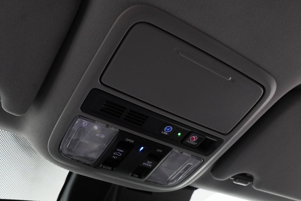 2022 Honda Pilot Touring 8 Passenger