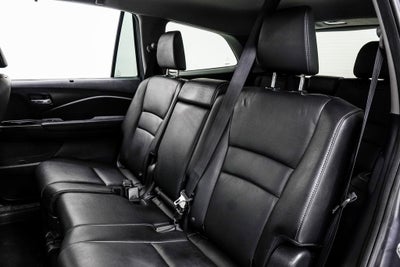 2022 Honda Pilot Touring 8 Passenger