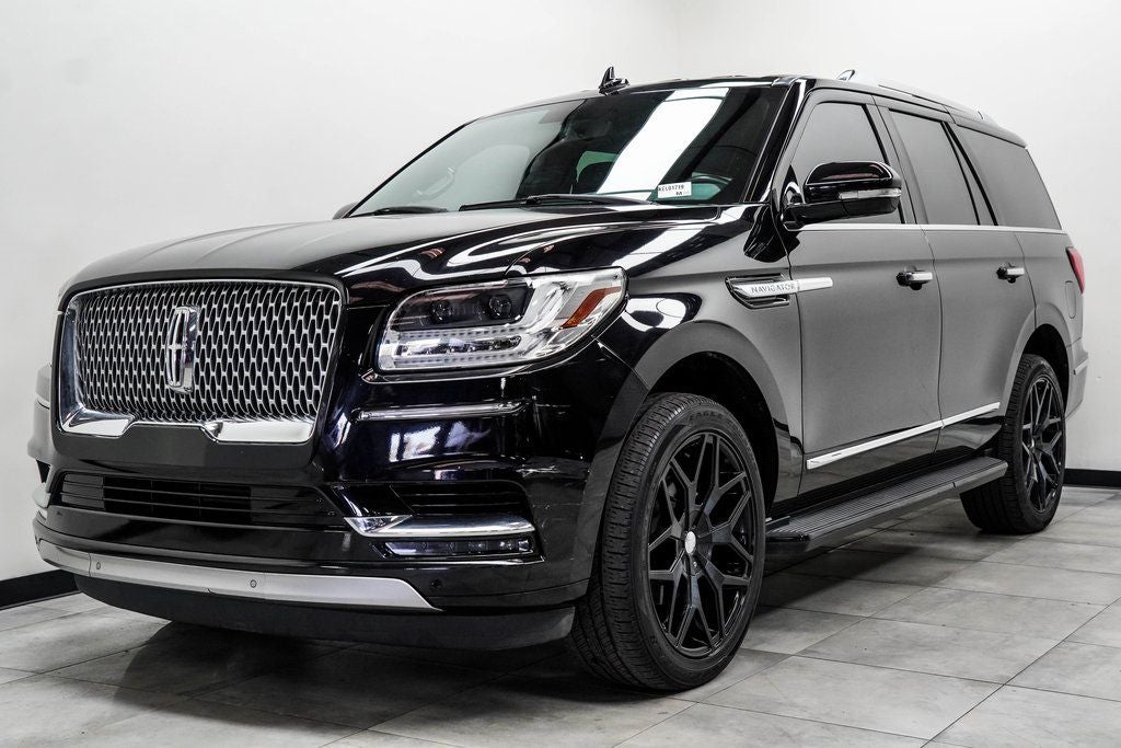 2019 Lincoln Navigator Standard