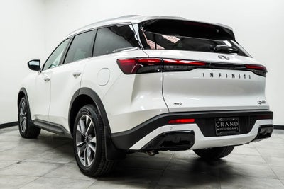 2025 INFINITI QX60 LUXE