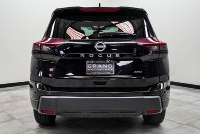 2025 Nissan Rogue SV