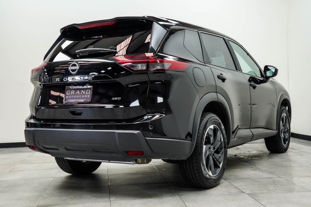 2025 Nissan Rogue SV