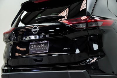 2025 Nissan Rogue SV
