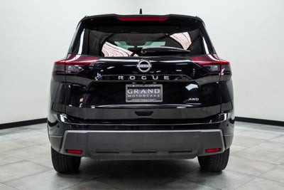 2025 Nissan Rogue SV