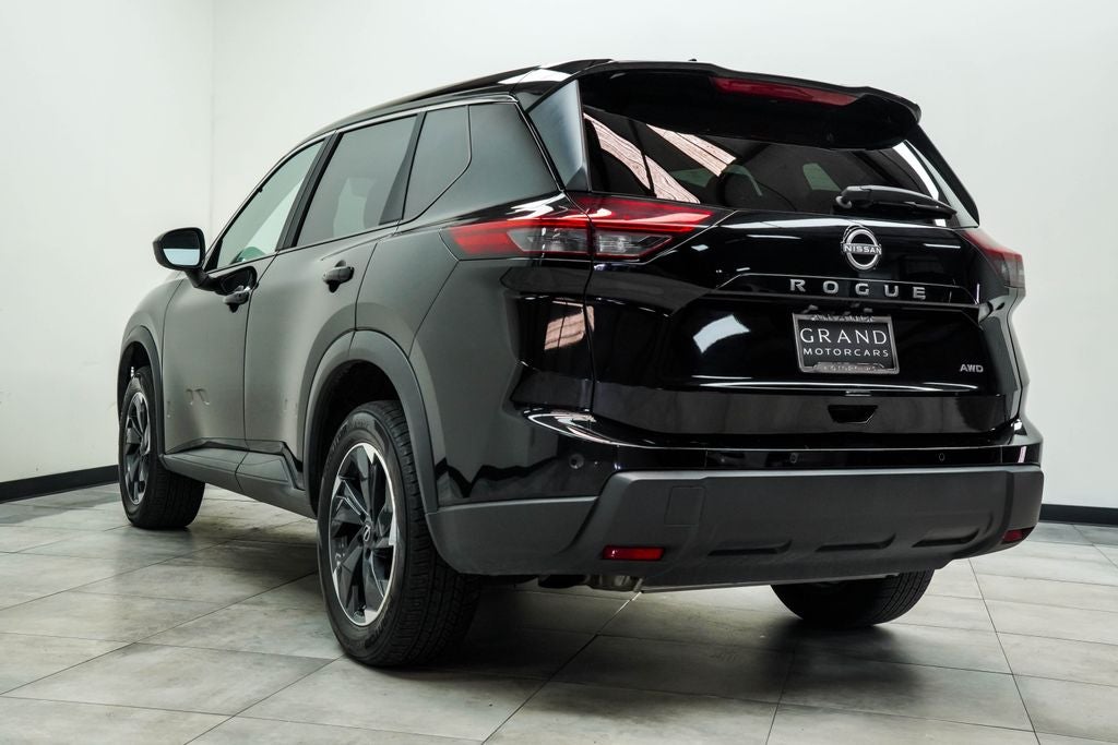 2025 Nissan Rogue SV