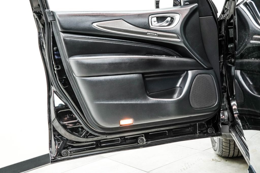 2020 INFINITI QX60 LUXE