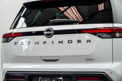 2025 Nissan Pathfinder SV