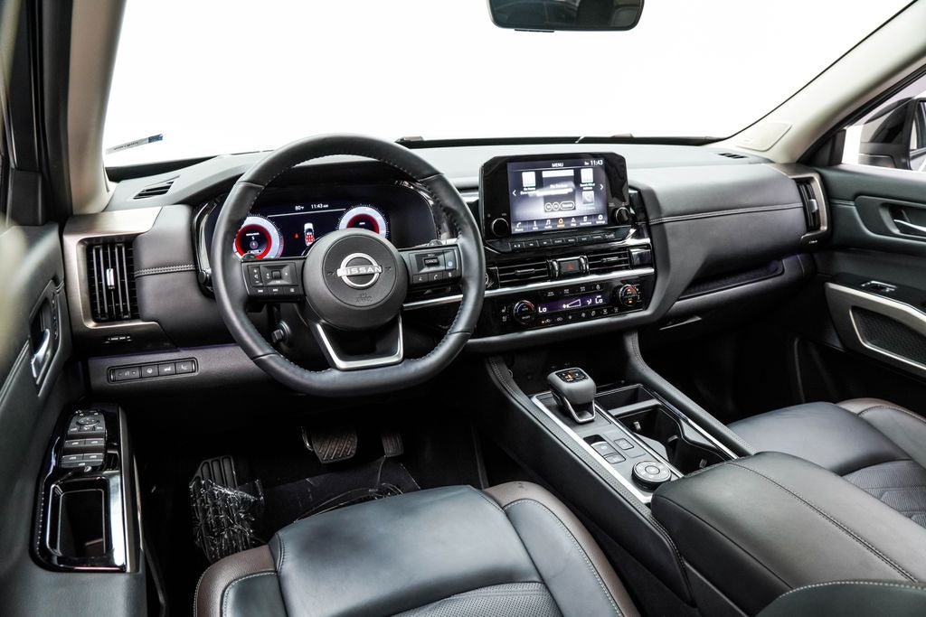 2024 Nissan Pathfinder Platinum