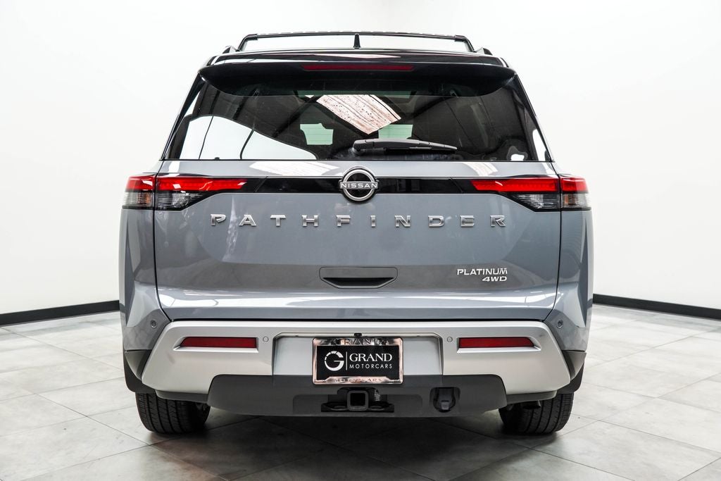 2024 Nissan Pathfinder Platinum