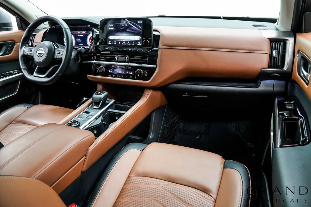 2025 Nissan Pathfinder Platinum