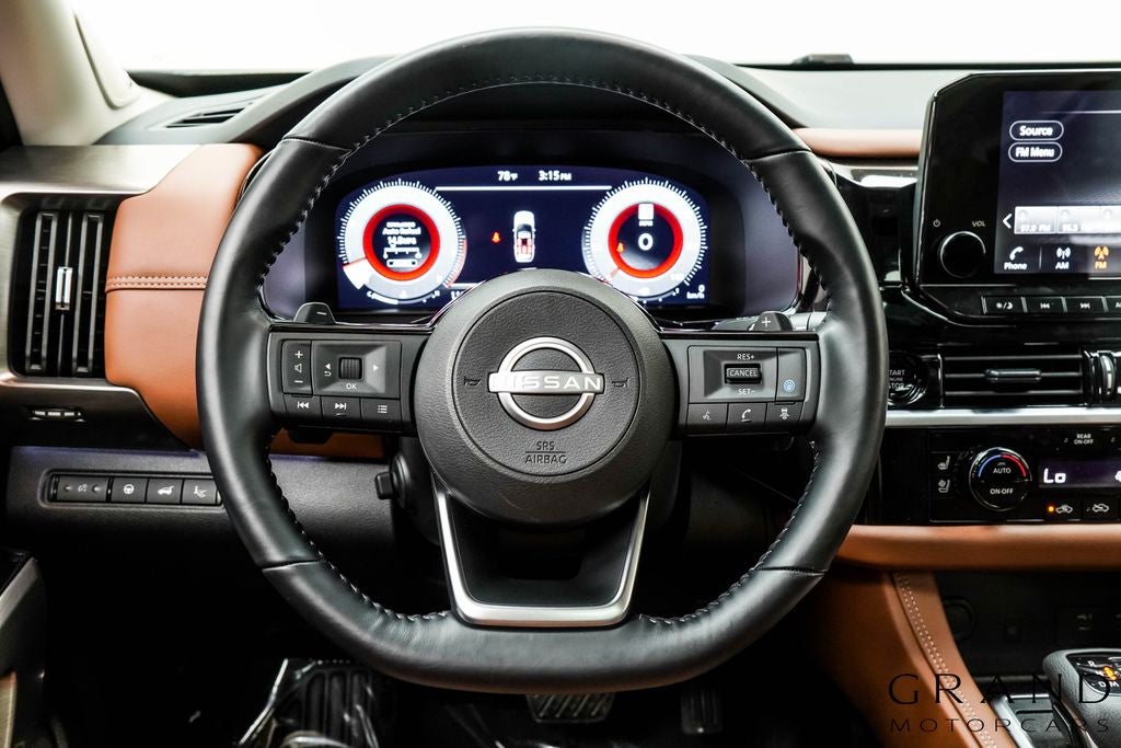 2025 Nissan Pathfinder Platinum