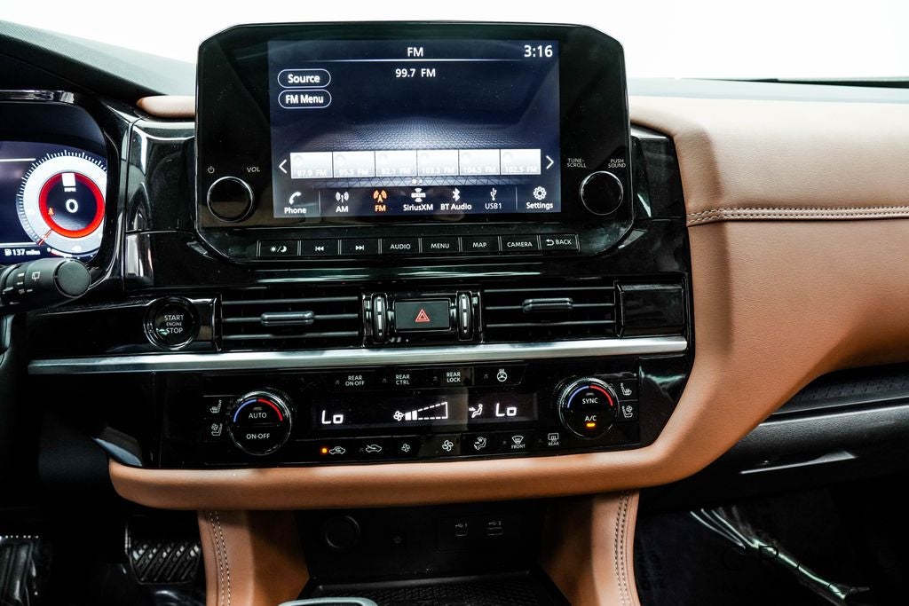 2025 Nissan Pathfinder Platinum