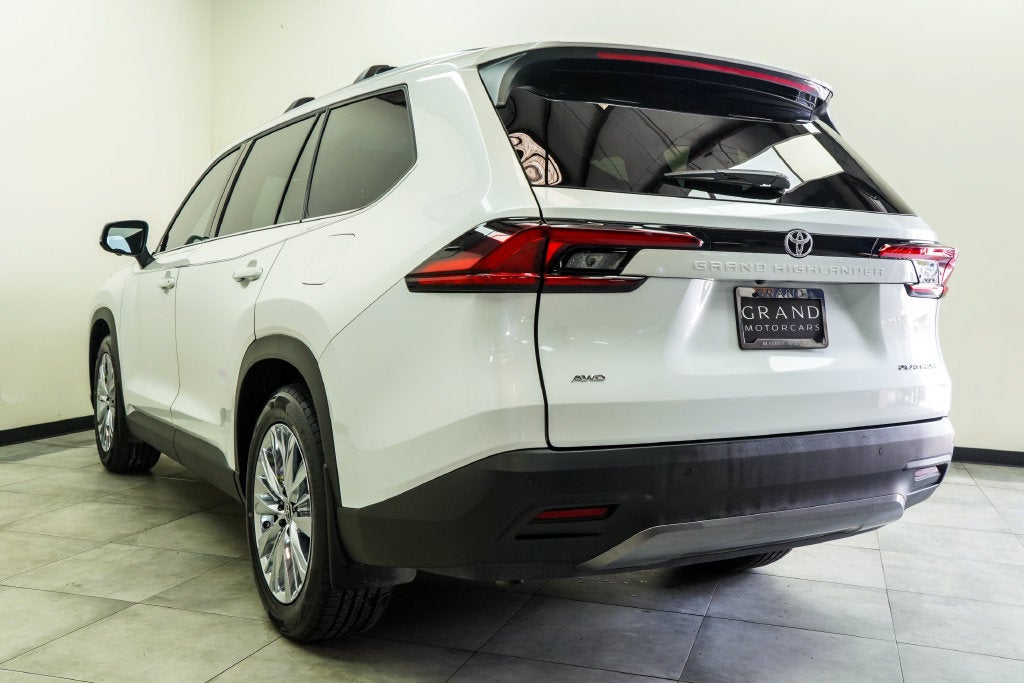 2025 Toyota Grand Highlander Platinum