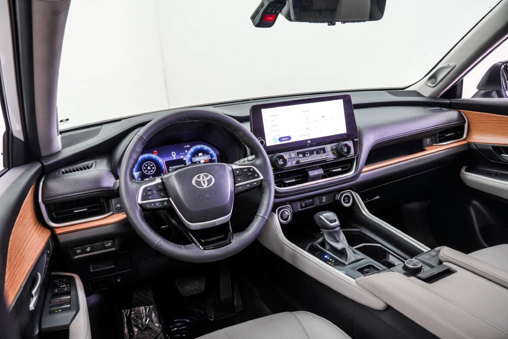 2025 Toyota Grand Highlander Platinum