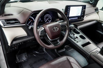 2023 Toyota Sienna Platinum 7 Passenger