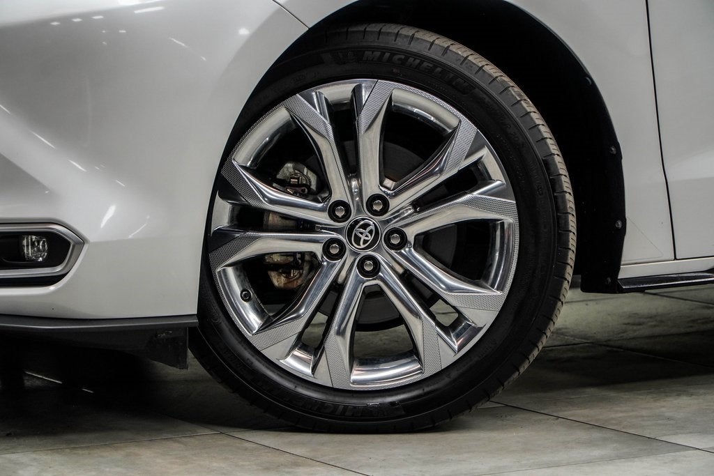 2023 Toyota Sienna Platinum 7 Passenger