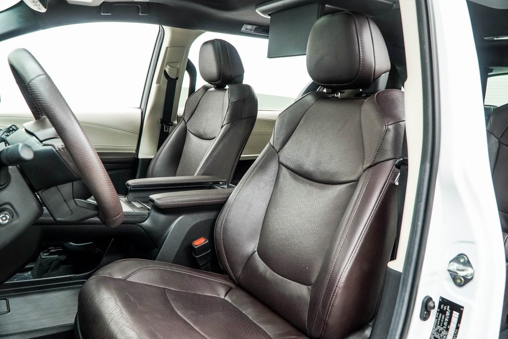 2023 Toyota Sienna Platinum 7 Passenger