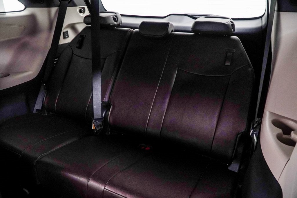 2023 Toyota Sienna Platinum 7 Passenger