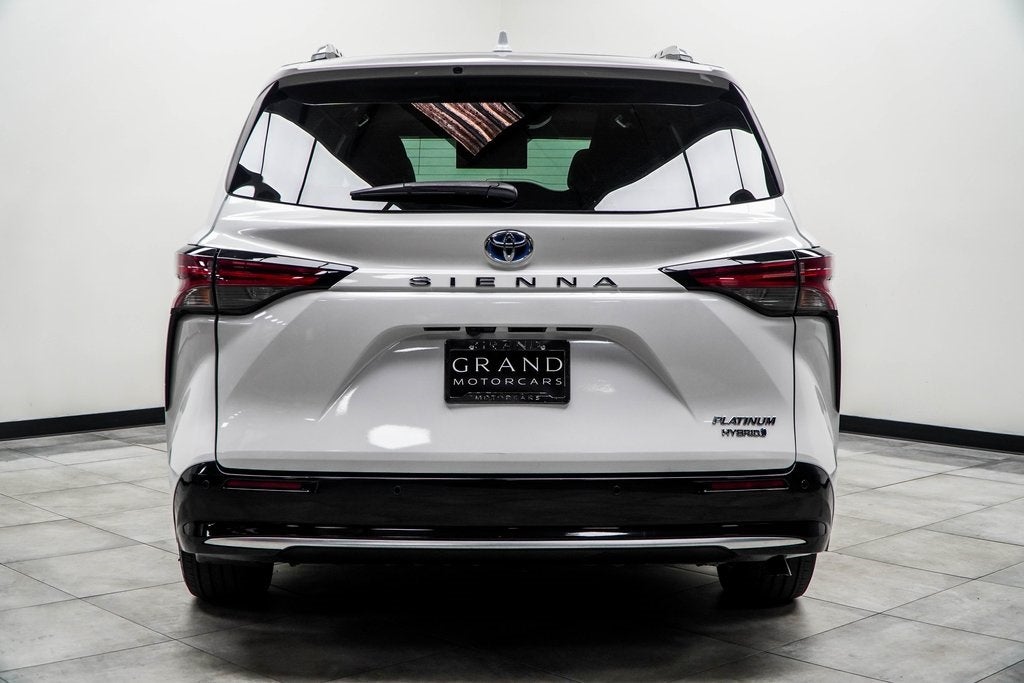 2023 Toyota Sienna Platinum 7 Passenger