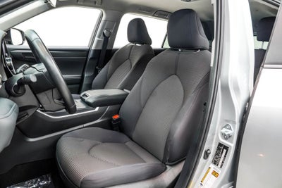 2025 Toyota Highlander LE