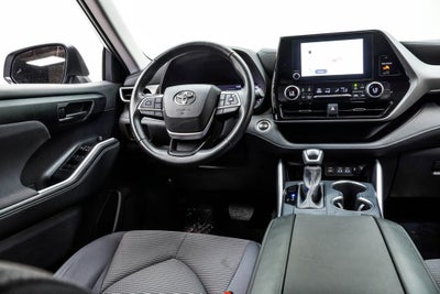 2025 Toyota Highlander LE