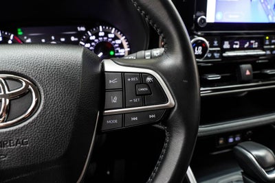 2025 Toyota Highlander LE