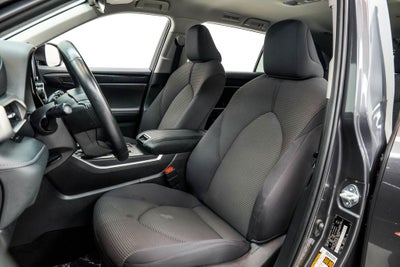 2025 Toyota Highlander LE