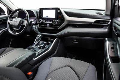 2025 Toyota Highlander LE