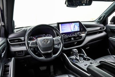 2023 Toyota Highlander XSE
