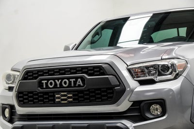 2018 Toyota Tacoma SR V6