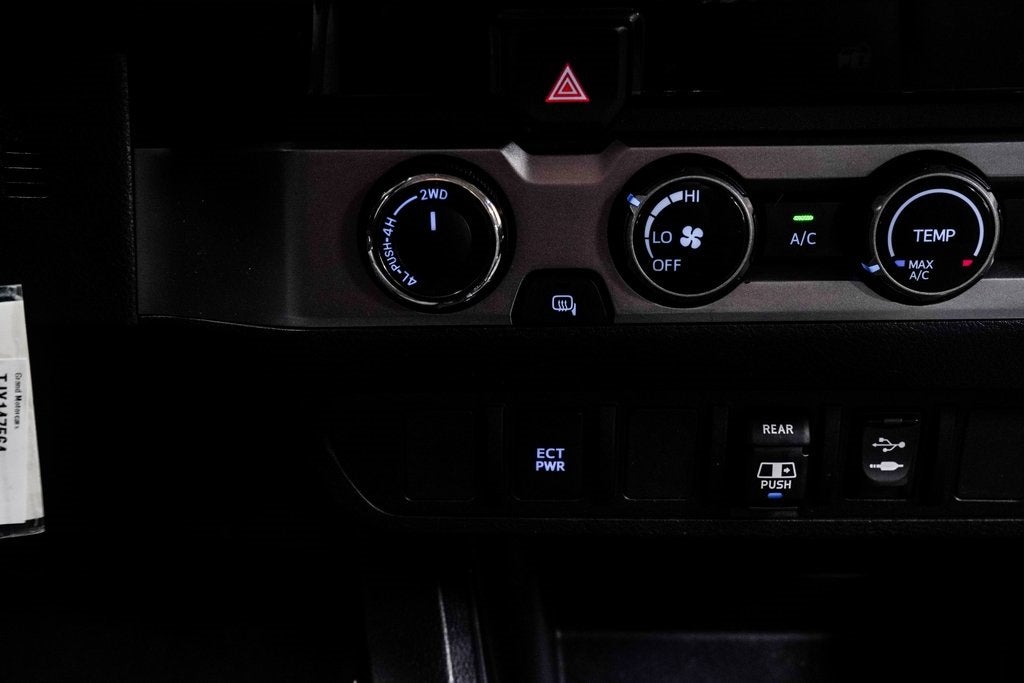 2018 Toyota Tacoma SR V6