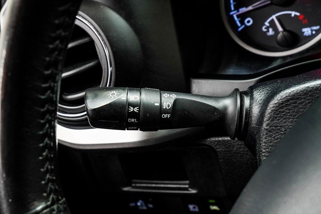 2018 Toyota Tacoma SR V6