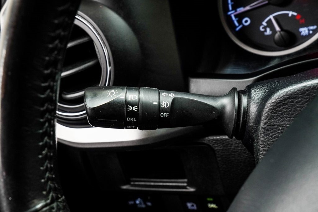 2018 Toyota Tacoma SR V6