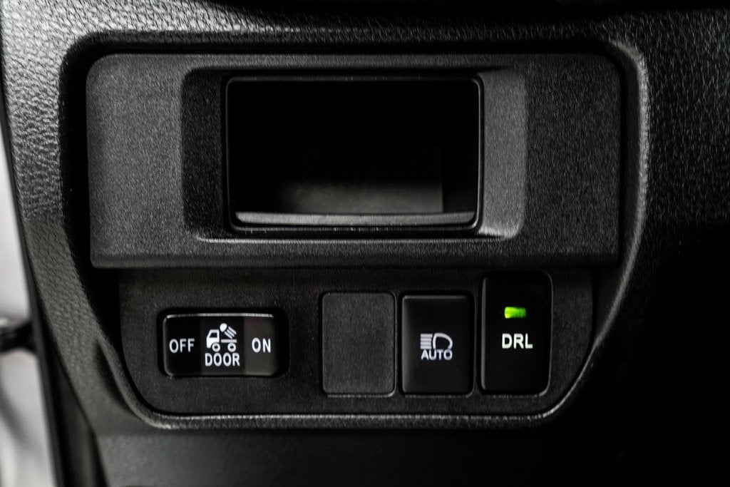 2018 Toyota Tacoma SR V6