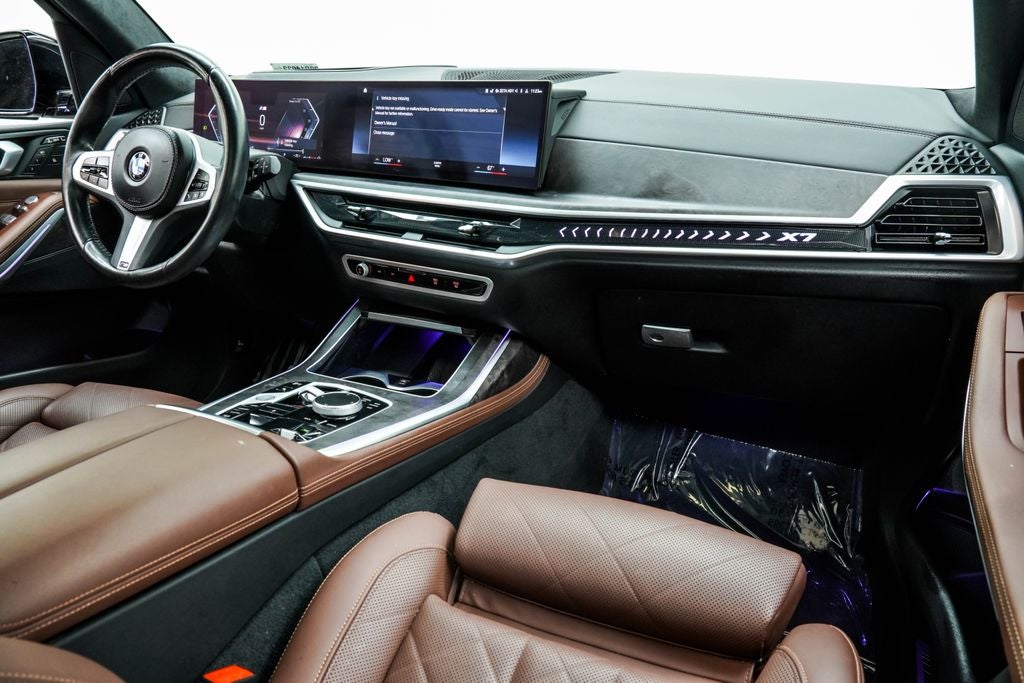 2023 BMW X7 xDrive40i