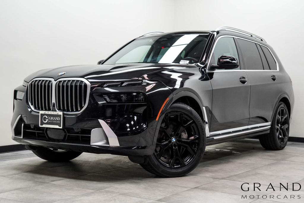 2025 BMW X7 xDrive40i