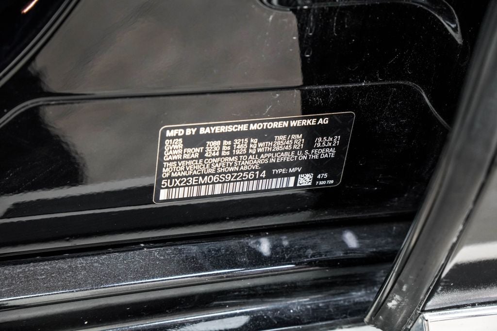 2025 BMW X7 xDrive40i