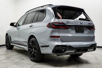2024 BMW X7 M60i