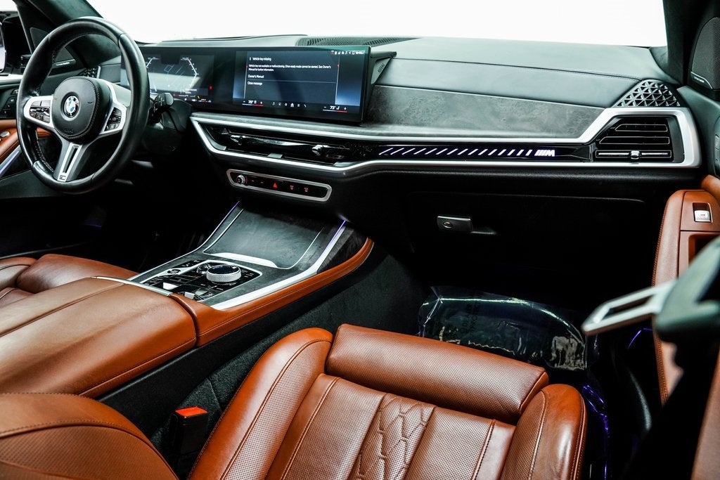 2024 BMW X7 M60i