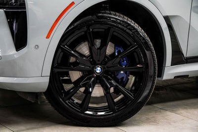2024 BMW X7 M60i