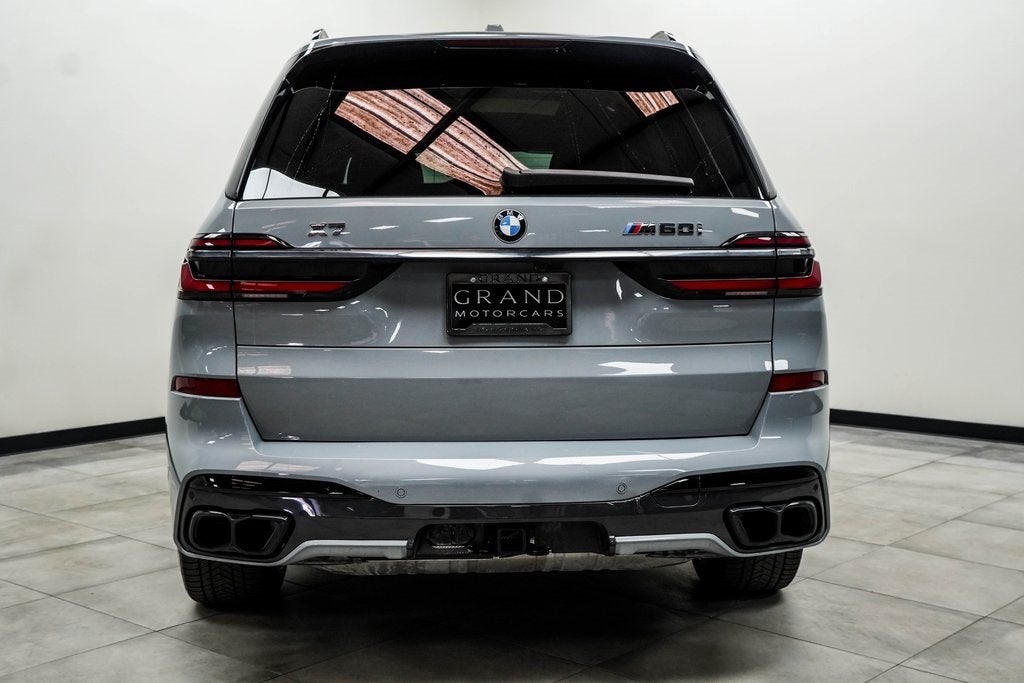2024 BMW X7 M60i