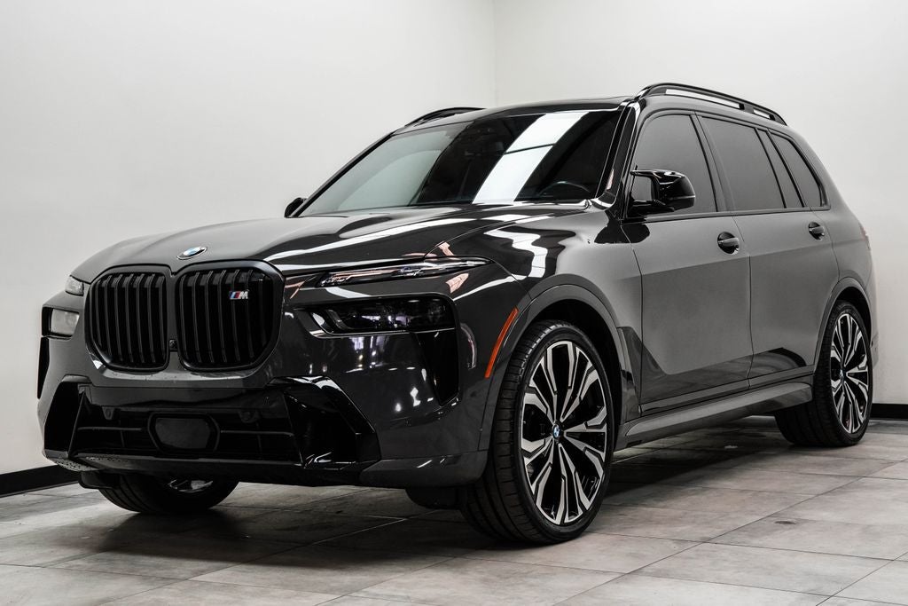 2024 BMW X7 M60i