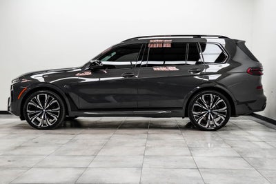 2024 BMW X7 M60i