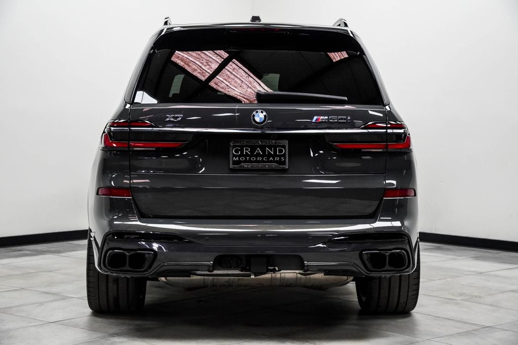 2024 BMW X7 M60i
