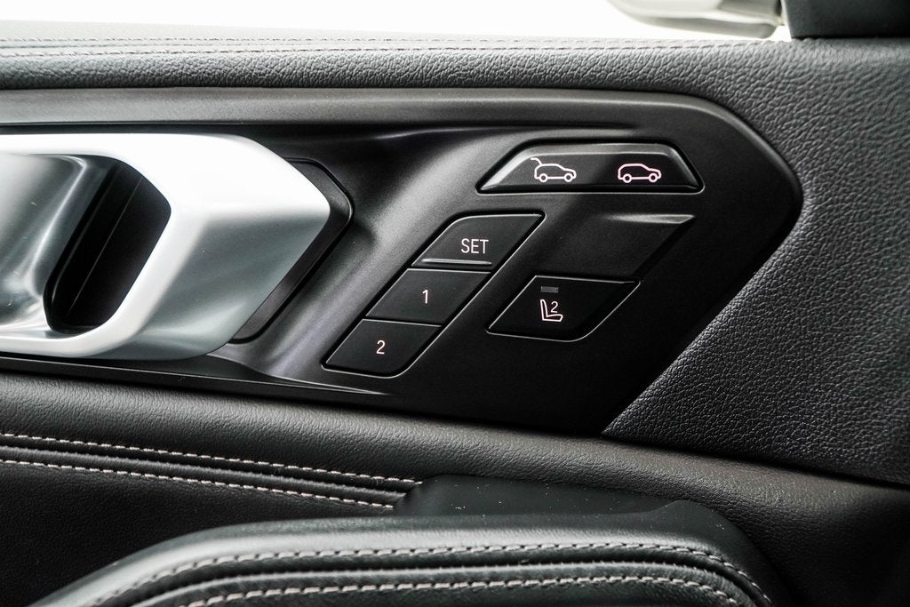 2023 BMW X6 xDrive40i