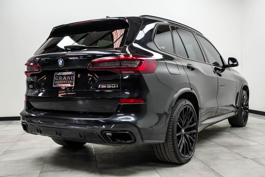 2022 BMW X5 M50i
