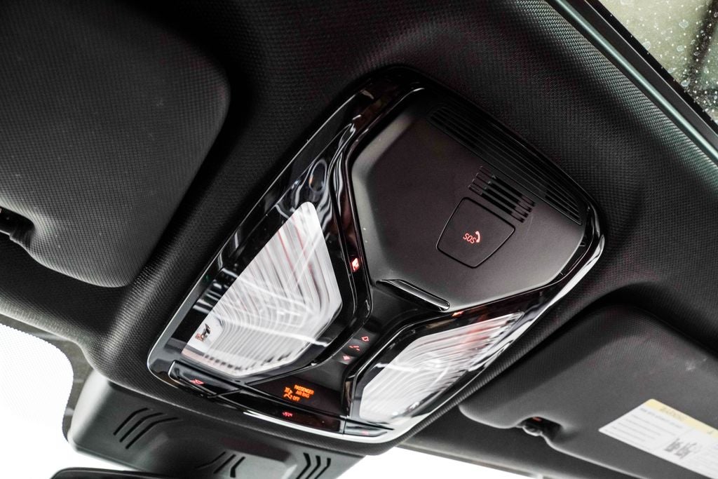 2022 BMW X5 M50i