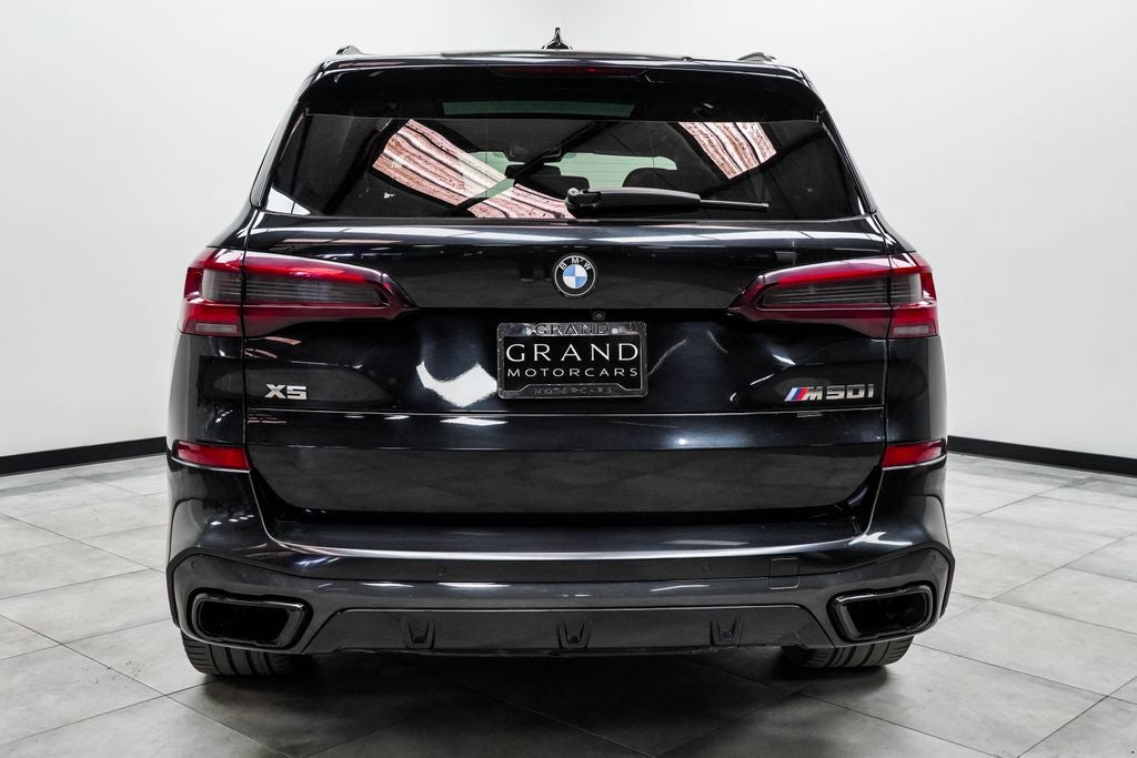 2022 BMW X5 M50i