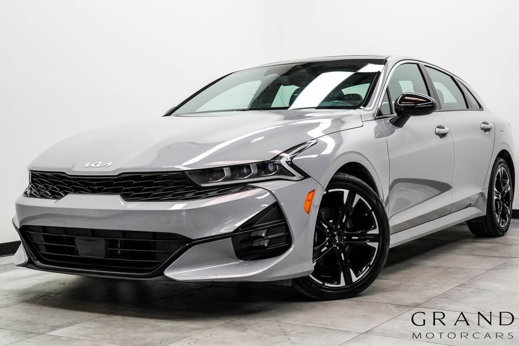 2022 Kia K5 GT-Line